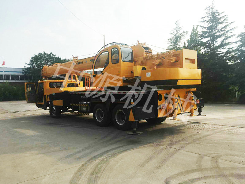 20吨吊车