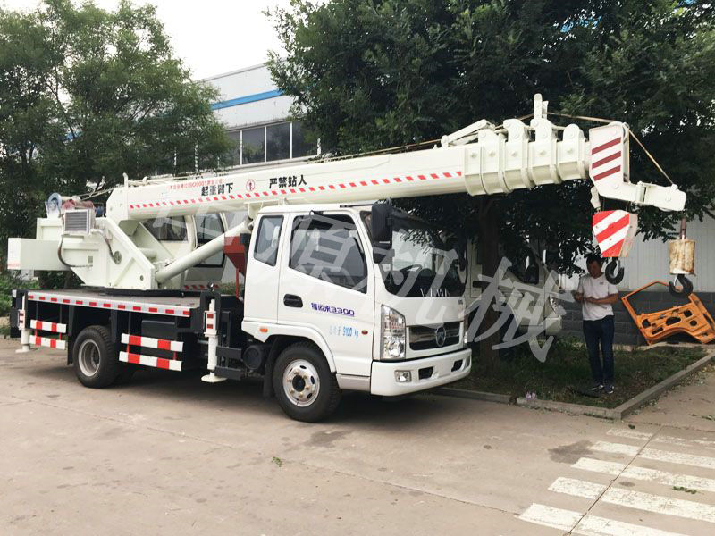 小吊车吊钩报废标准